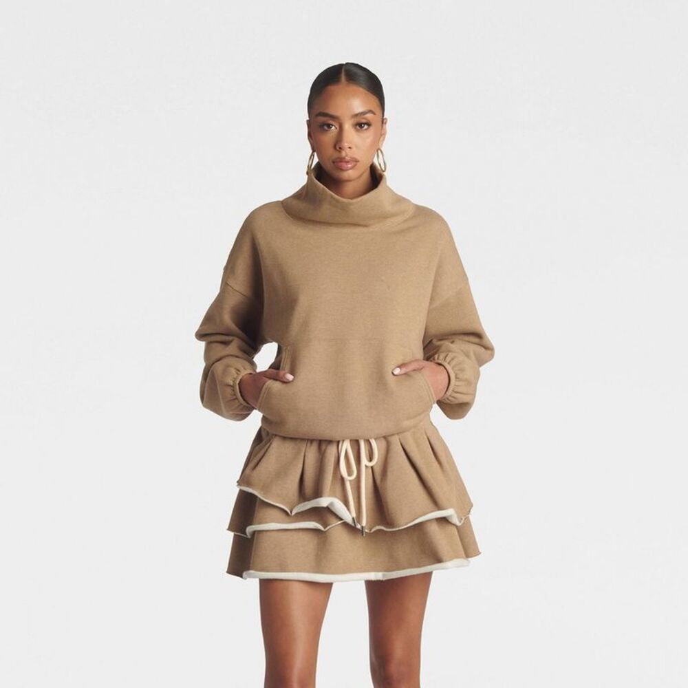 KBB by KAHLANA Women's 'The Funnel Sweatshirt' - Camel M